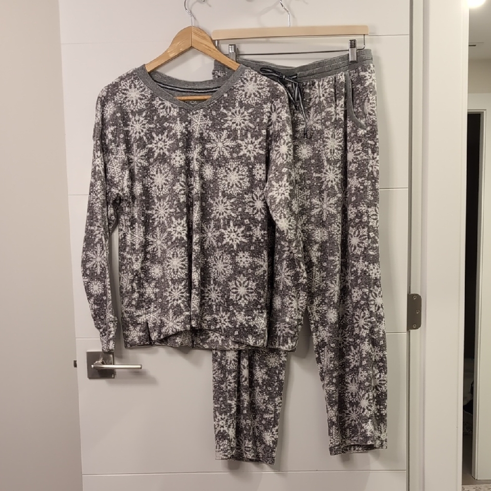 Ladies Nautica Fleece Pajama Set